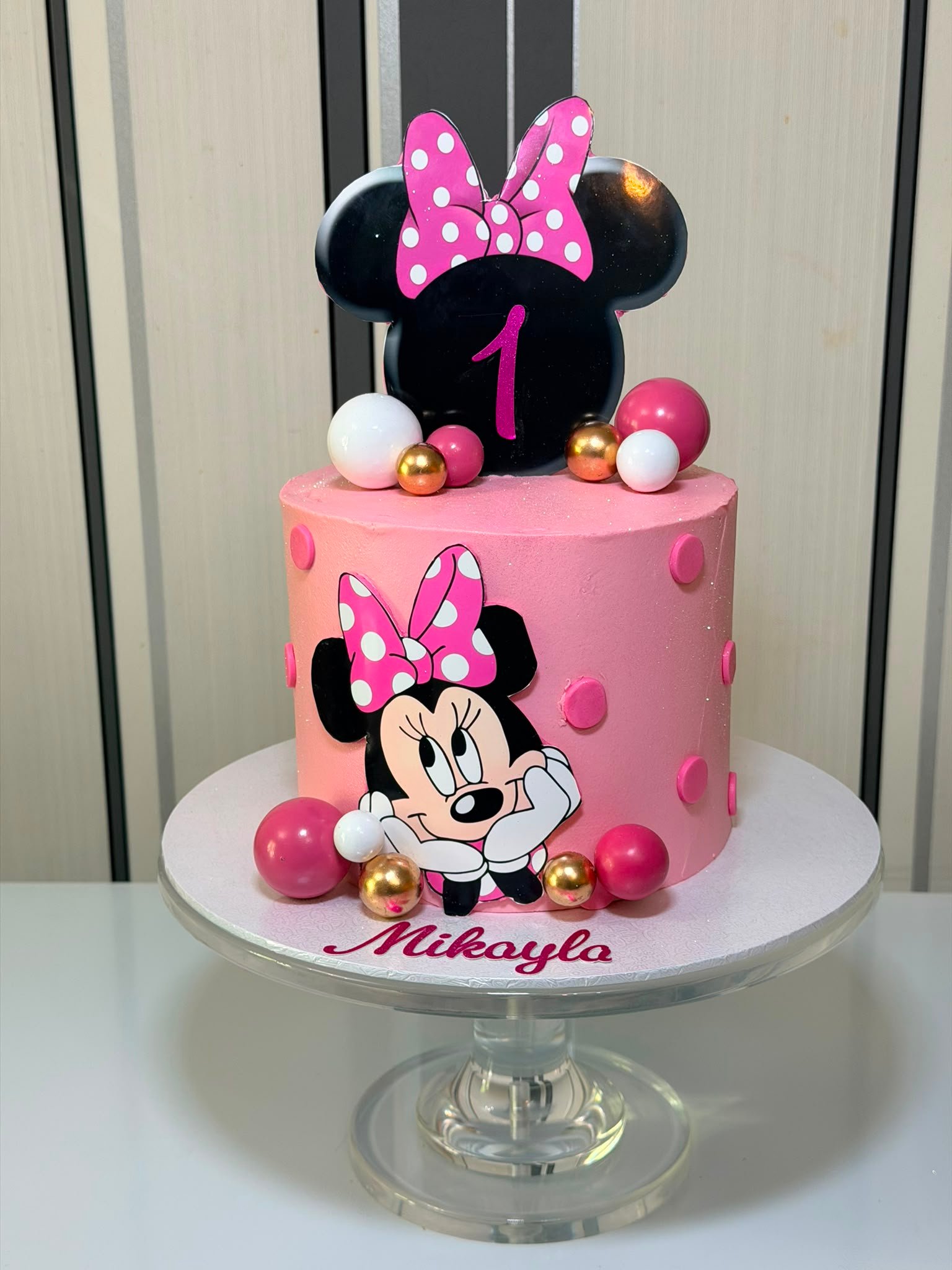 Minnie Mouse Pink Polka Dot 1st Birthday Cake