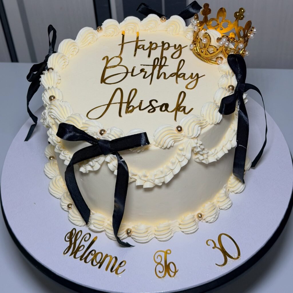 Golden Bow Royal Cake
