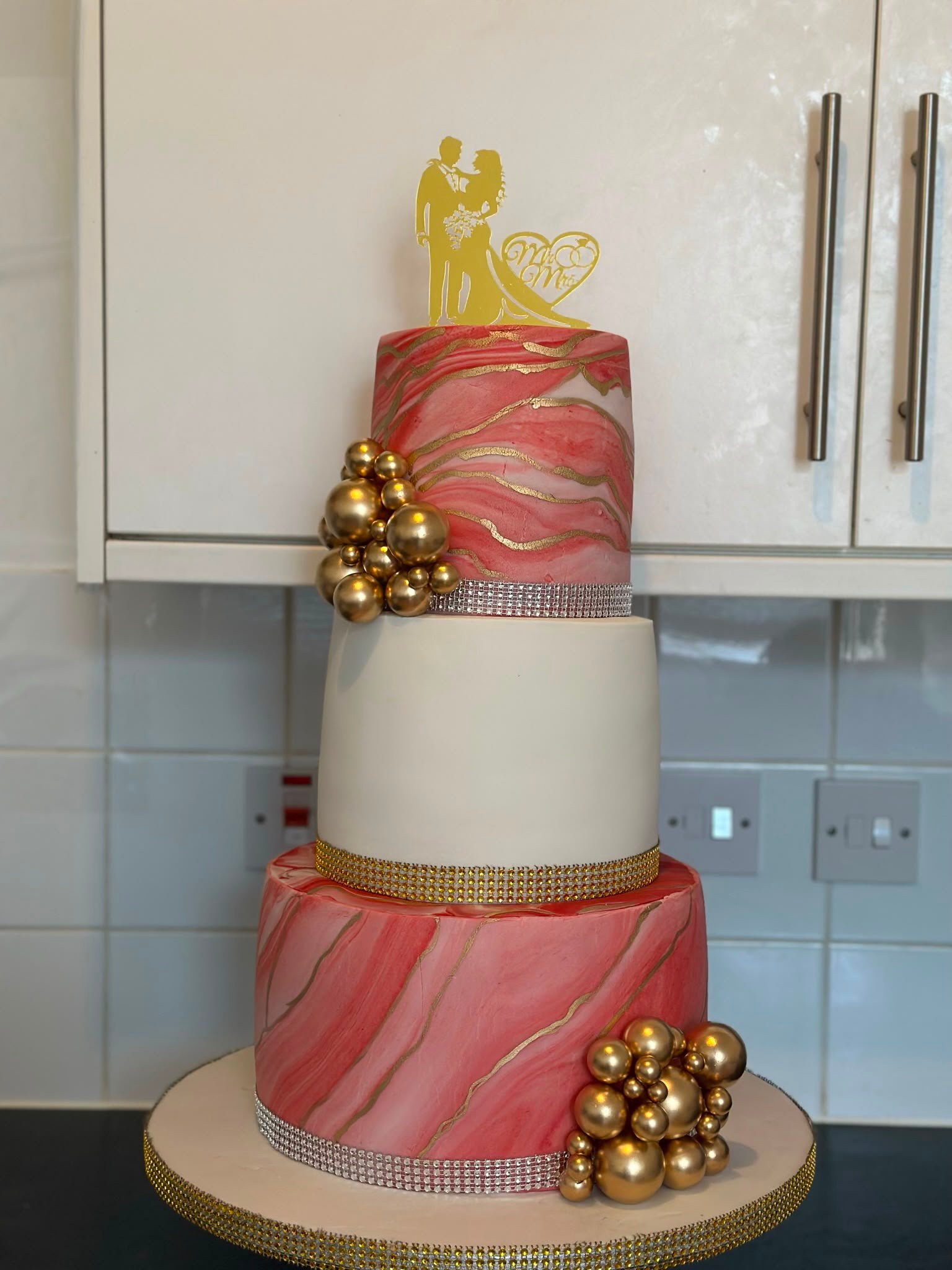 Coral Gold Marble Royal Wedding Cake