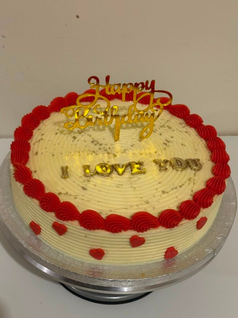 Red & Gold 'I LOVE YOU' Birthday Cake