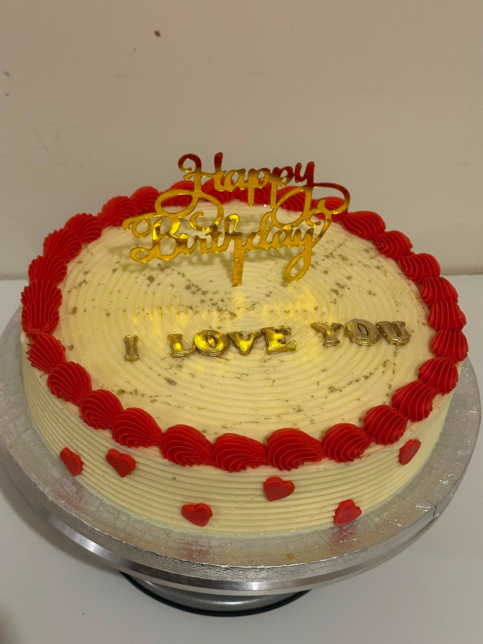 Red & Gold 'I LOVE YOU' Birthday Cake